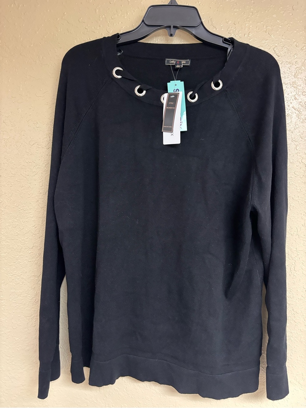 Lett y Black Eyelet-Trim Pullover Sweatshirt